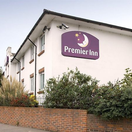 Premier Inn Basildon Рейлей Екстер'єр фото