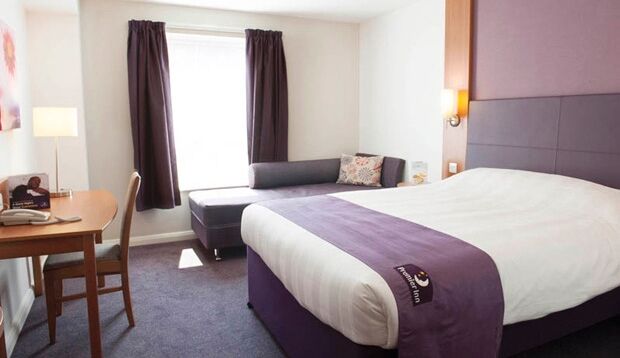 Premier Inn Basildon Рейлей Екстер'єр фото